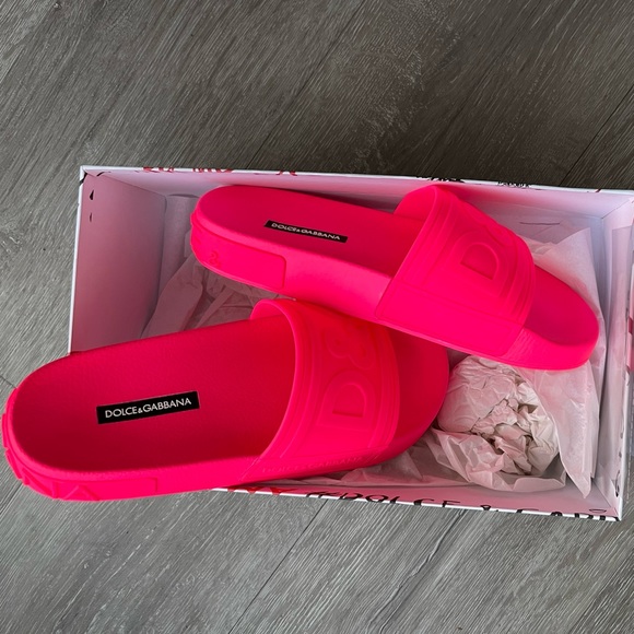 COPY - D&G slides - Picture 1 of 3